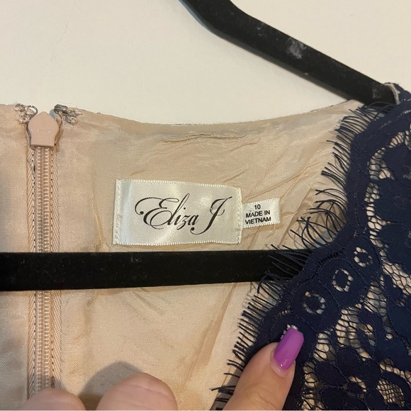 Eliza J Navy Lace V neck Long Sleeve Dress Size 10 Hoco Formal Recruitment - Picture 4 of 8